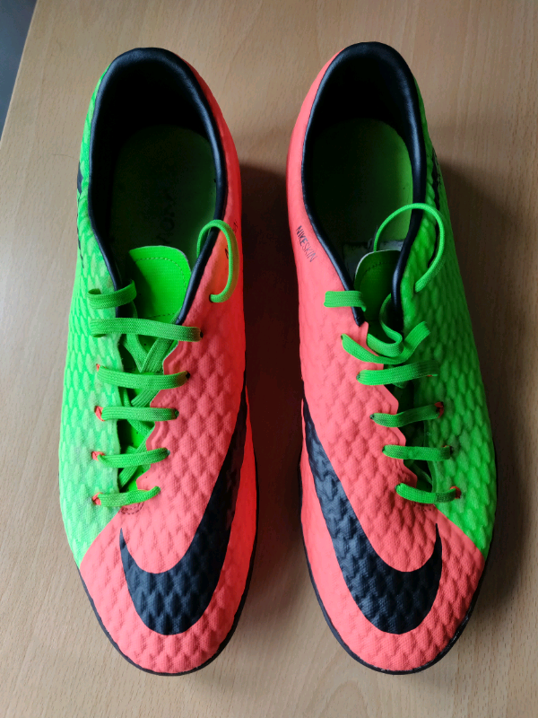 mens astro trainers size 11